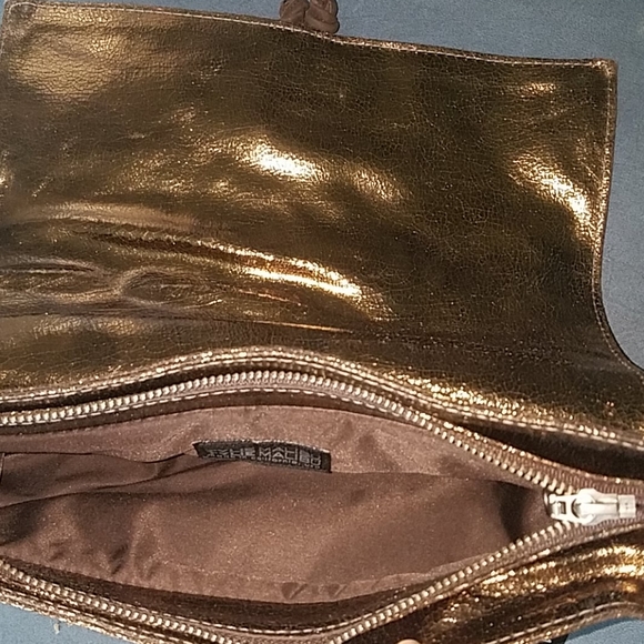 Tylie Malibu gypsy clutch - Picture 3 of 4